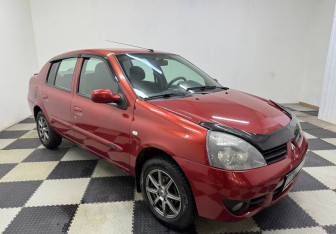 Подержанный автомобиль Renault Symbol 2007 года (3 фото)