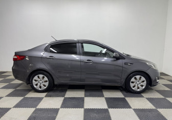 Подержанный автомобиль Kia Rio Sedan 2013 года (4 фото)