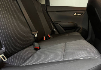 Подержанный автомобиль Kia Rio Sedan 2017 года (11 фото)