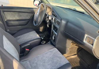 Подержанный автомобиль Daewoo Nexia Sedan 2013 года (10 фото)