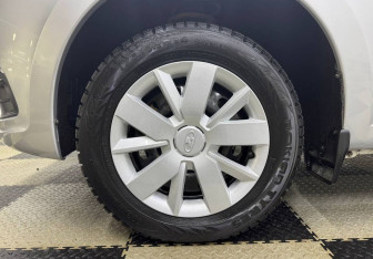 Подержанный автомобиль LADA (ВАЗ) Granta Sedan 2023 года (12 фото)