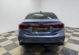 Подержанный автомобиль Kia Forte Sedan 2018 года (6 фото)