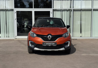 Подержанный автомобиль Renault Kaptur 2016 года (2 фото)