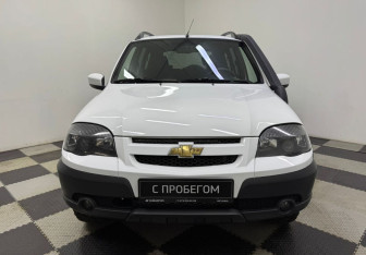 Подержанный автомобиль Chevrolet Niva 2018 года (2 фото)
