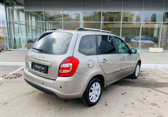 Подержанный автомобиль LADA (ВАЗ) Granta Wagon 2021 года (5 фото)