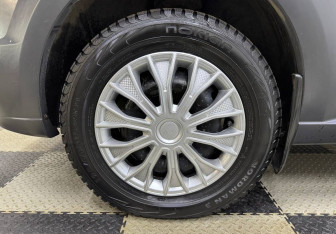 Подержанный автомобиль LADA (ВАЗ) Largus Wagon 2017 года (12 фото)