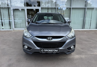 Подержанный автомобиль Hyundai ix35 2012 года (2 фото)