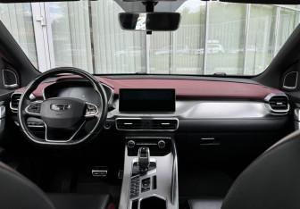 Подержанный автомобиль Geely Coolray 2020 года (9 фото)