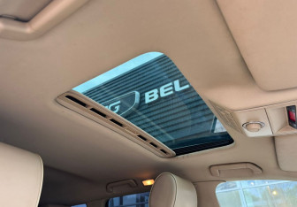 Подержанный автомобиль Volkswagen Touareg 2009 года (12 фото)