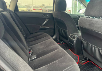 Подержанный автомобиль Nissan Teana 2012 года (11 фото)