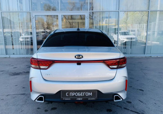 Подержанный автомобиль Kia Rio Sedan 2021 года (6 фото)
