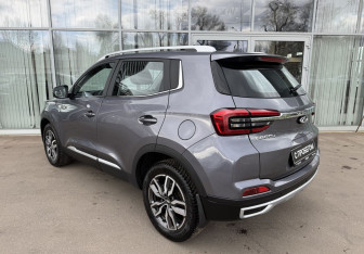 Подержанный автомобиль Chery Tiggo 4 2022 года (7 фото)