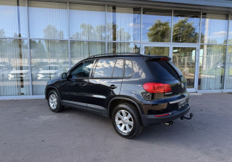 Подержанный автомобиль Volkswagen Tiguan 2013 года (7 фото)