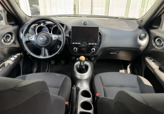 Подержанный автомобиль Nissan Juke 2012 года (9 фото)