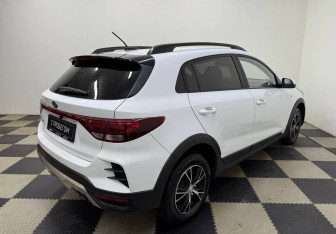 Подержанный автомобиль Kia Rio Hatchback 2021 года (5 фото)