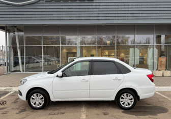 Подержанный автомобиль LADA (ВАЗ) Granta Sedan 2022 года (8 фото)