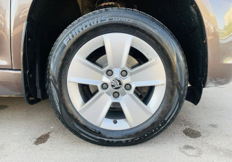 Подержанный автомобиль Skoda Yeti 2014 года (12 фото)
