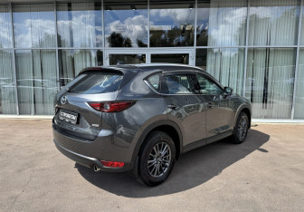 Подержанный автомобиль Mazda CX-5 2020 года (5 фото)