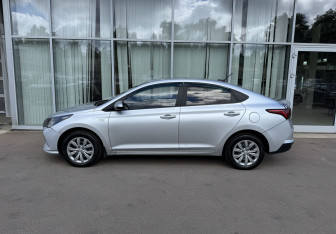Подержанный автомобиль Hyundai Solaris Sedan 2020 года (6 фото)