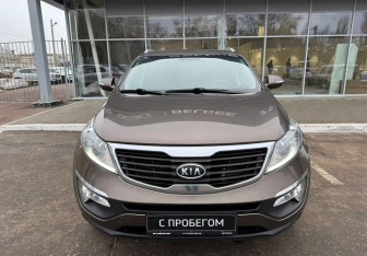 Подержанный автомобиль Kia Sportage 2012 года (2 фото)