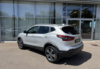 Подержанный автомобиль Nissan Qashqai 2019 года (7 фото)