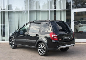 Подержанный автомобиль LADA (ВАЗ) Granta Wagon 2024 года (7 фото)