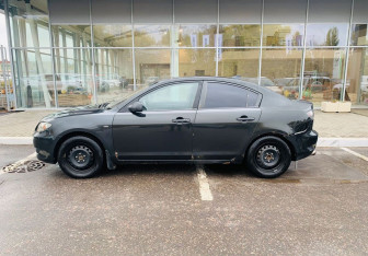 Подержанный автомобиль Mazda 3 Sedan 2006 года (8 фото)