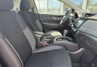 Подержанный автомобиль Nissan Qashqai 2019 года (10 фото)