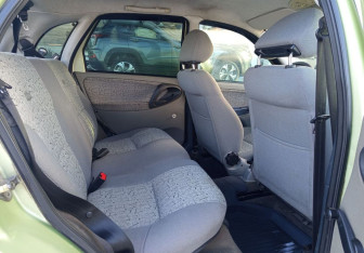 Подержанный автомобиль LADA (ВАЗ) Kalina Hatchback 2007 года (9 фото)