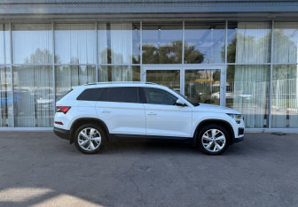 Подержанный автомобиль Skoda Kodiaq 2022 года (4 фото)