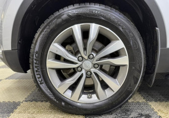 Подержанный автомобиль Geely Atlas 2019 года (12 фото)