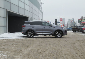 Подержанный автомобиль Chery Tiggo 7 Pro Max 2022 года (4 фото)