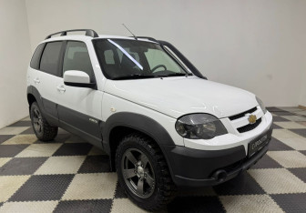 Подержанный автомобиль Chevrolet Niva 2018 года (3 фото)