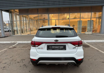 Подержанный автомобиль Kia Rio Hatchback 2019 года (6 фото)