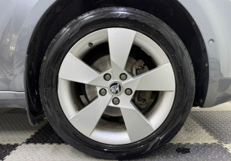 Подержанный автомобиль Skoda Octavia Liftback 2016 года (12 фото)