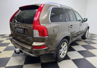 Подержанный автомобиль Volvo XC90 2013 года (5 фото)