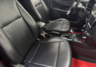 Подержанный автомобиль Kia Rio Sedan 2018 года (9 фото)