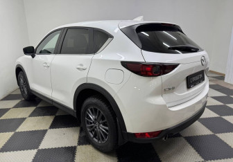 Подержанный автомобиль Mazda CX-5 2021 года (7 фото)