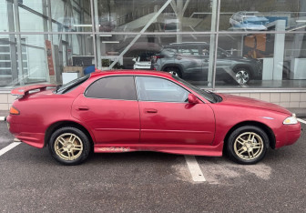 Подержанный автомобиль Toyota Sprinter Marino 1994 года (4 фото)