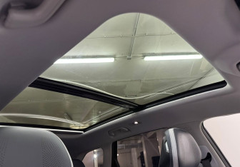 Подержанный автомобиль Geely Atlas 2024 года (12 фото)