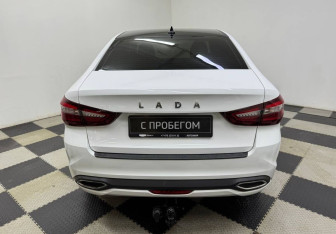 Подержанный автомобиль LADA (ВАЗ) Vesta Sedan 2023 года (6 фото)