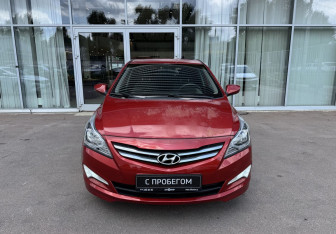 Подержанный автомобиль Hyundai Solaris Hatchback 2016 года (2 фото)