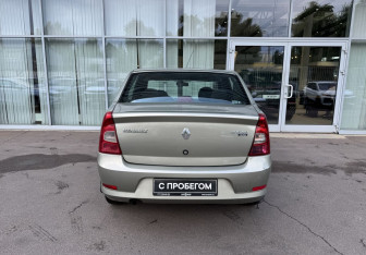 Подержанный автомобиль Renault Logan Sedan 2011 года (6 фото)