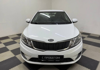 Подержанный автомобиль Kia Rio Sedan 2012 года (2 фото)