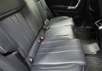 Подержанный автомобиль Jaecoo J7 2024 года (11 фото)