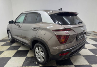 Подержанный автомобиль Hyundai Creta 2021 года (7 фото)