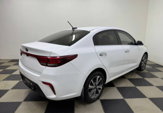 Подержанный автомобиль Kia Rio Sedan 2019 года (5 фото)