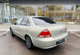 Подержанный автомобиль Nissan Almera Classic 2007 года (7 фото)