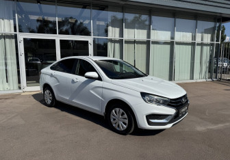 Подержанный автомобиль LADA (ВАЗ) Vesta Sedan 2024 года (3 фото)