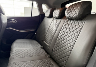 Подержанный автомобиль Москвич 3 2023 года (11 фото)